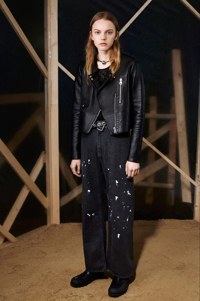 Look 2